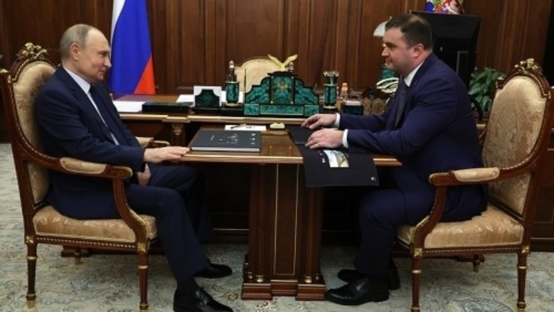 Путин отметил высокий прирост промпроизводства в Омской области