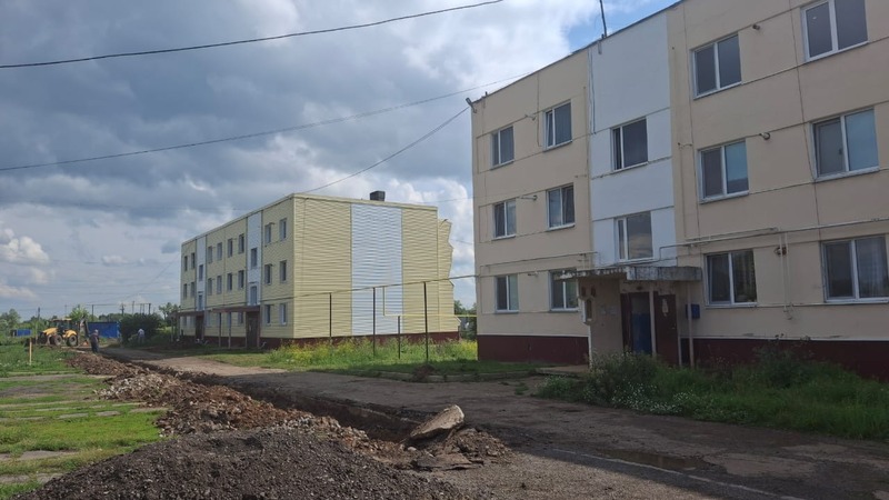 В селе Гари начали благоустройство территории по программе «Наш двор»