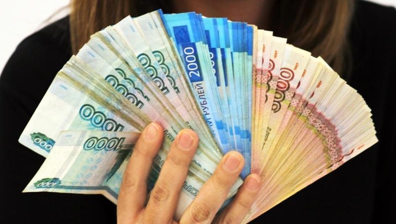 В Омской области изменили график выплат пособий и пенсий в августе