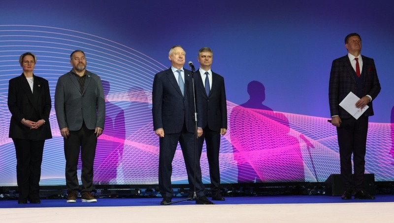 Беглов открыл международные соревнования по художественной гимнастике в Петербурге