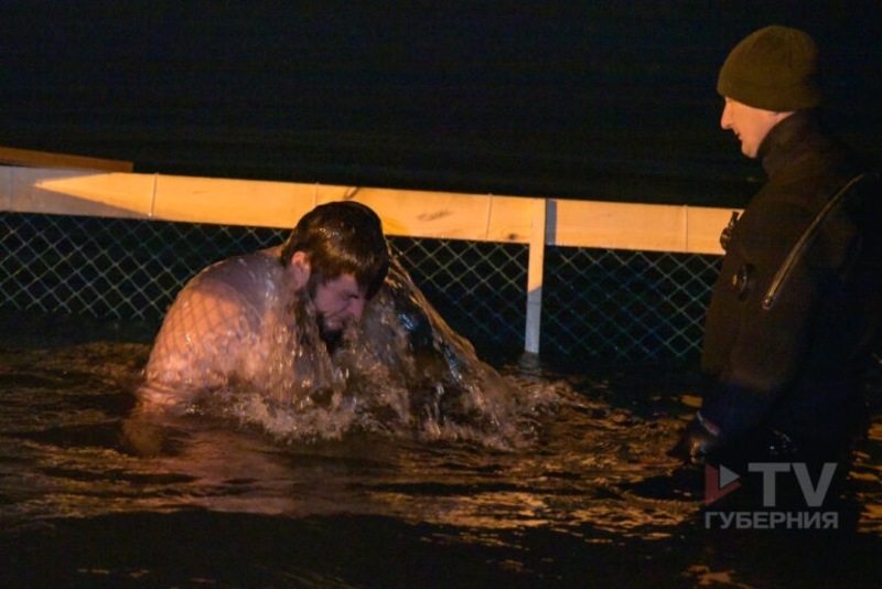 Около 9 тыс. человек искупались в Крещенскую ночь в Воронежской области
