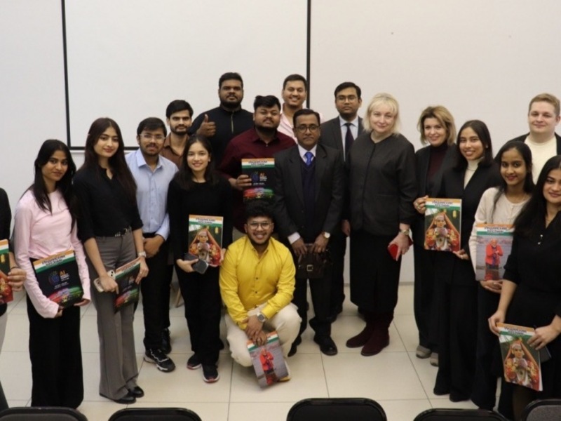 Омский медуниверситет посетила делегация посольства Индии в России