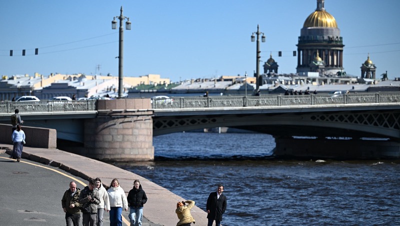 Более 450 тыс. туристов из стран дальнего зарубежья посетили Петербург в 2024 году
