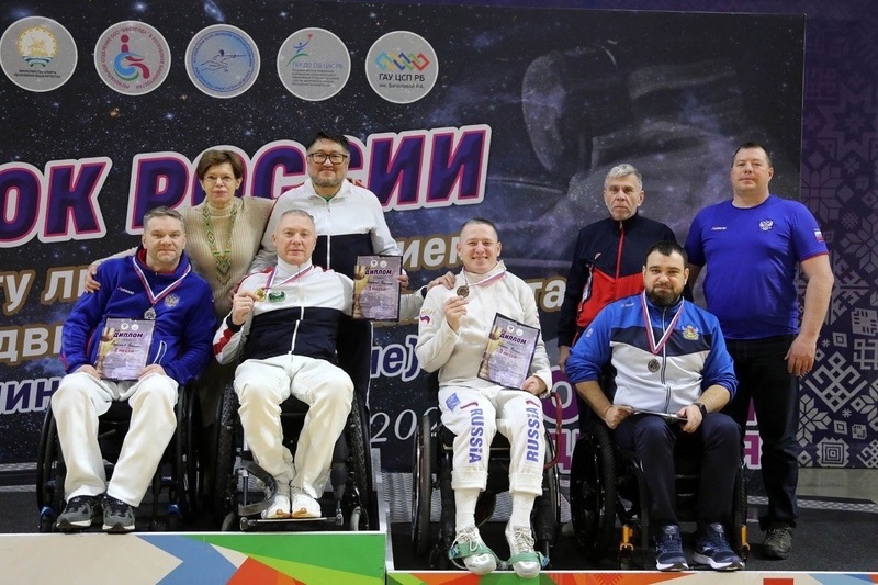 Воронежские фехтовальщики-паралимпийцы завоевали серебро на Кубке России 