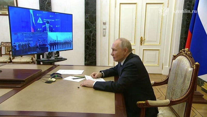 Путин дал старт строительству атомного ледокола «Сталинград» в Петербурге