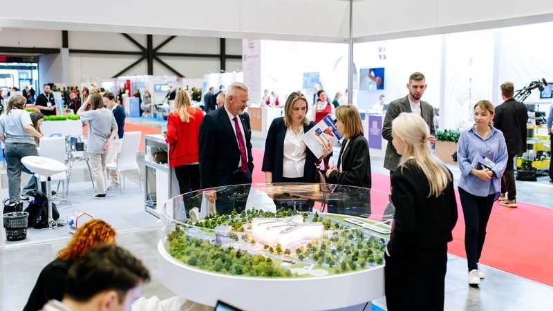 Первый в мире виртуальный музей рентгенологии представили на ПМФЗ-2025