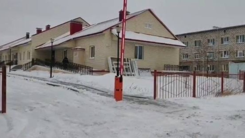 Капремонт первого этажа основного корпуса районной больницы завершается в Сеймчане