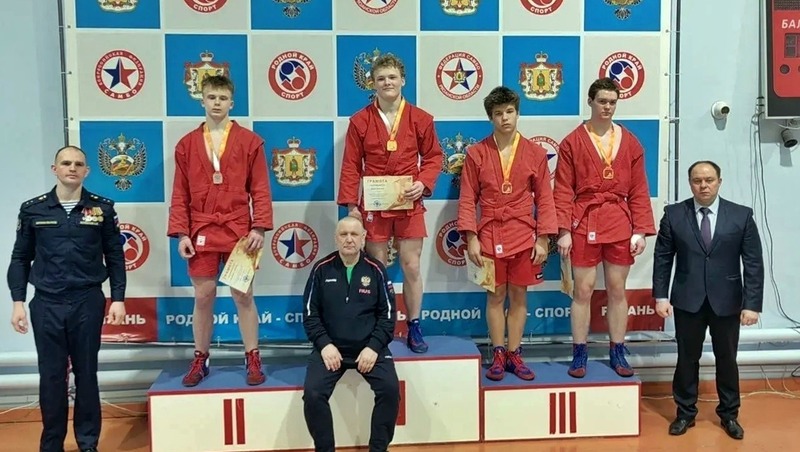 Самбисты Владимирской области завоевали золото и 2 бронзы всероссийского турнира