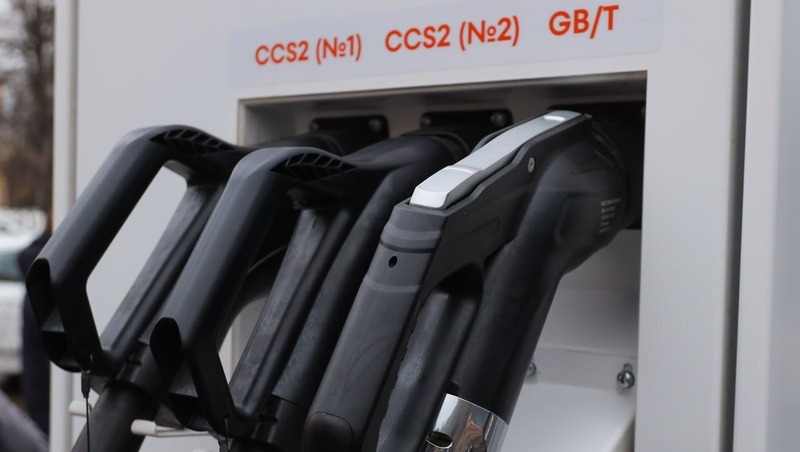 126 быстрых электрозарядных станций установили за 4 года в Нижегородской области