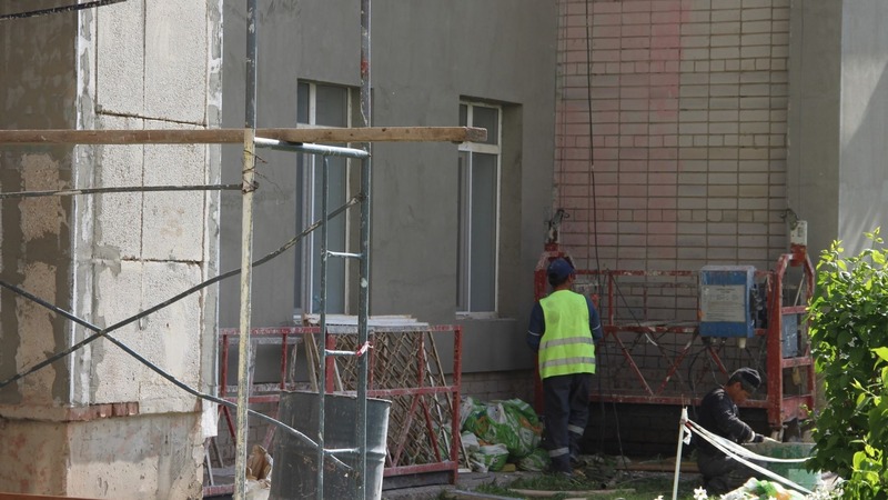 В Елабуге капитально ремонтируют многоквартирные дома