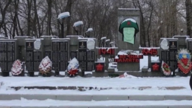 Жителя Прикамья будут судить за попытку потушить Вечный огонь