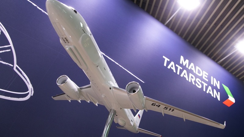 Представители Боливии, Таджикистана и Бангладеш осмотрели выставку «Сделано в Татарстане»