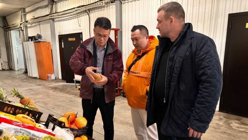 Более 20 видов фруктов и овощей поставят в Свердловскую область из Китая