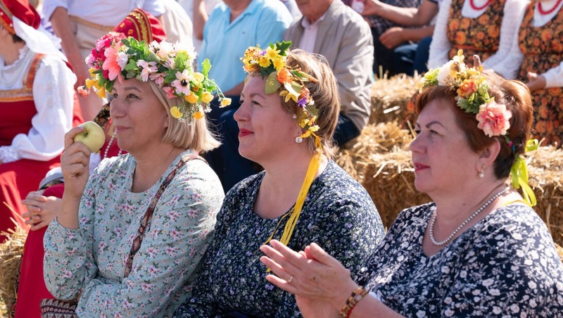 Ансамбль русской песни выступит в День явления Казанской иконы Богоматери в парке «Елмай»