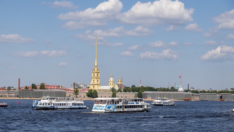 Более 23 млрд руб. получит бюджет Петербурга от аренды и продажи имущества