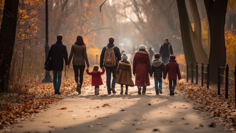 Открыла «Клумбу для мам», оказала помощь пострадавшим: история мамы 7 детей из Казани