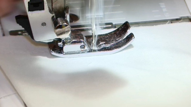 Нижнекамцы своими руками изготовили сотни подушек для защитников