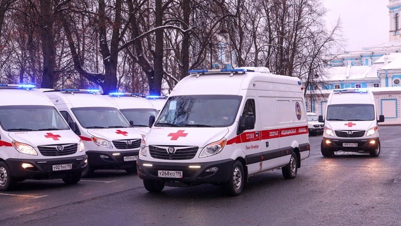 Беглов: Петербург полностью обновит автопарк скорой помощи за два года