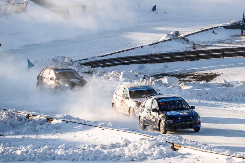 Воронежец завоевал серебро на Всероссийском турнире по ледовым гонкам 