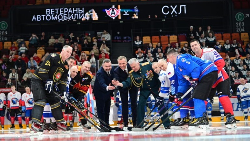 Всероссийский хоккейный турнир для ветеранов боевых действий стартовал в Екатеринбурге