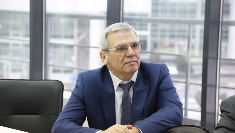 Люлин поздравил работников архивов с профессиональным праздником