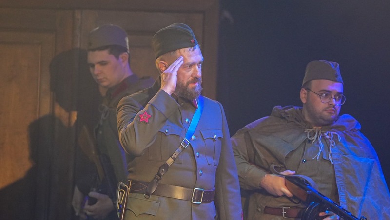 Депутаты Петербурга приняли участие в благотворительном спектакле в память о героях блокады