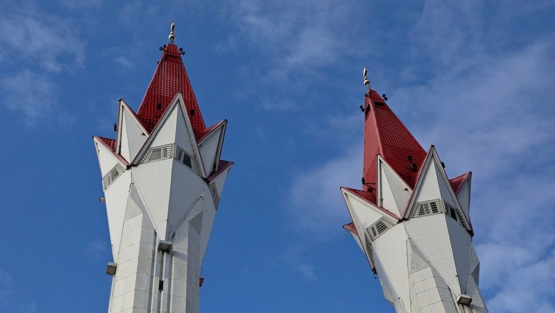 Р.Мавлиев поздравил уфимских мусульман с праздником Ураза-байрам