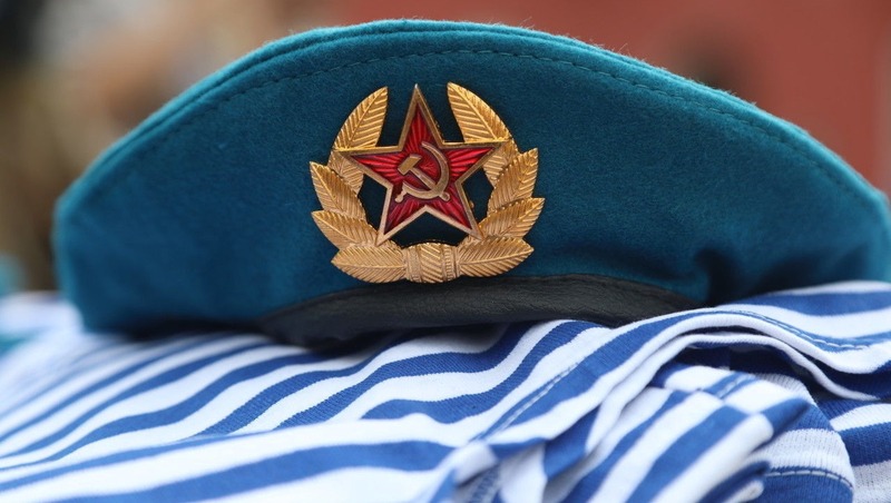 Беглов поздравил петербуржцев с Днём Воздушно-десантных войск