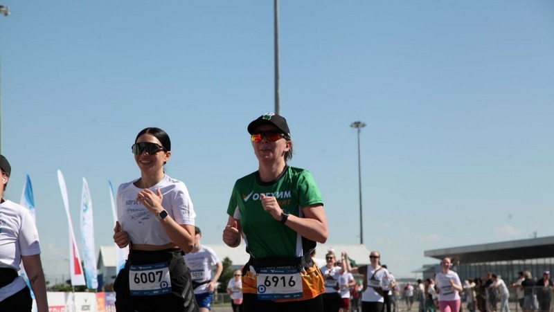 Всех участников благотворительного забега Зелёный марафон защитила от травм СберСтрахование