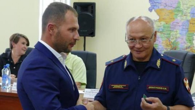 Депутата омского горсовета Ивана Котенко наградили медалью «За помощь фронту»