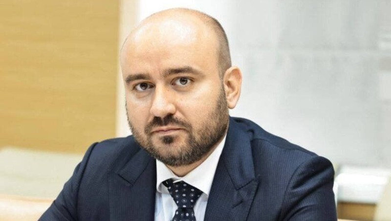 Федорищев поздравил россиян с Днём государственного флага РФ
