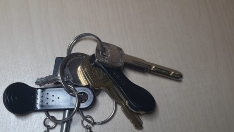 Более 560 омских детей-сирот получили квартиры в 2025 году