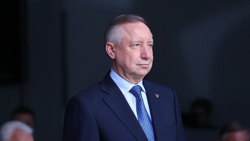 Беглов вручил госнаграды выдающимся петербуржцам в Смольном