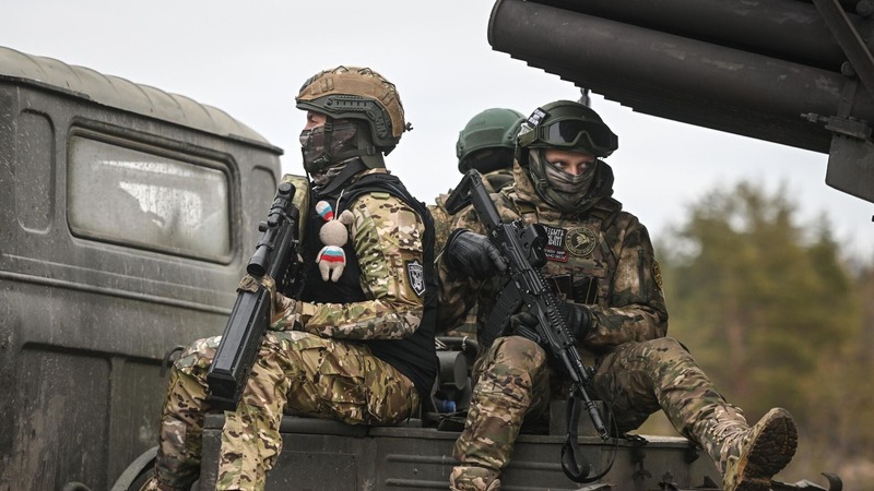 Из украинского плена  вернули 303 российских военнослужащих