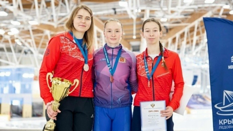 Владимирская спортсменка завоевала золото международного турнира по конькобежному спорту