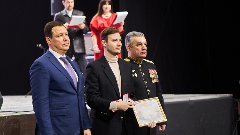 7 хабаровчан наградили почётными знаками правительства региона «Доброволец»