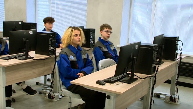 Инженерный класс для подготовки кадров открыли в школе № 167 в Екатеринбурге