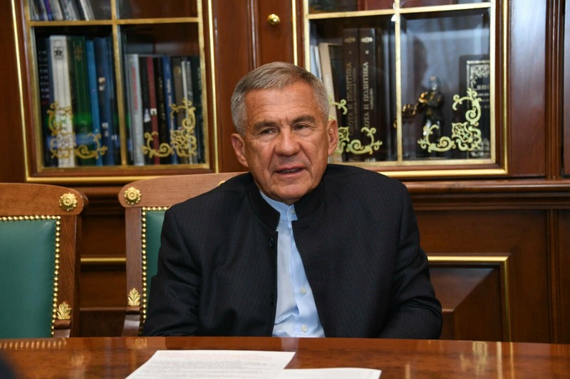 Рустам Минниханов поздравил коллектив «Крылья Барса» с победой в чемпионате России