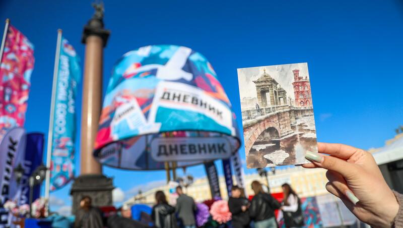 17 тысяч открыток из сердца Петербурга: подводим итоги «Литературной почты»