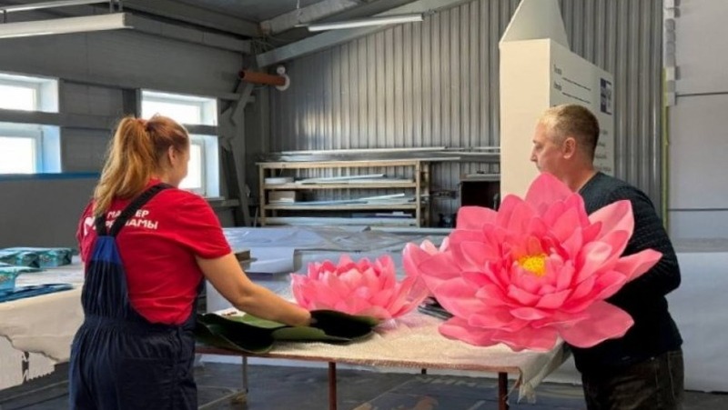 Масштабное украшение главной площади к Новому году началось в Хабаровске