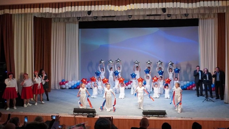 Более 100 тыс руб. собрали на благотворительном концерте для участников СВО в Сусумане