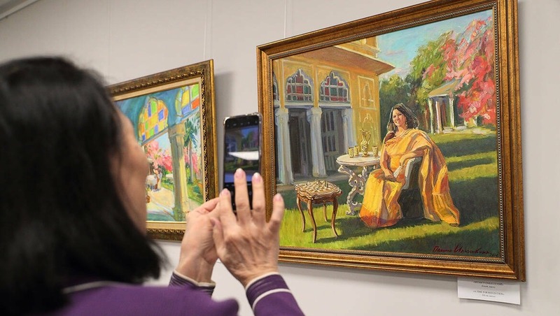 Выставка к 555-летию отношений России и Индии открылась в Доме Дружбы народов