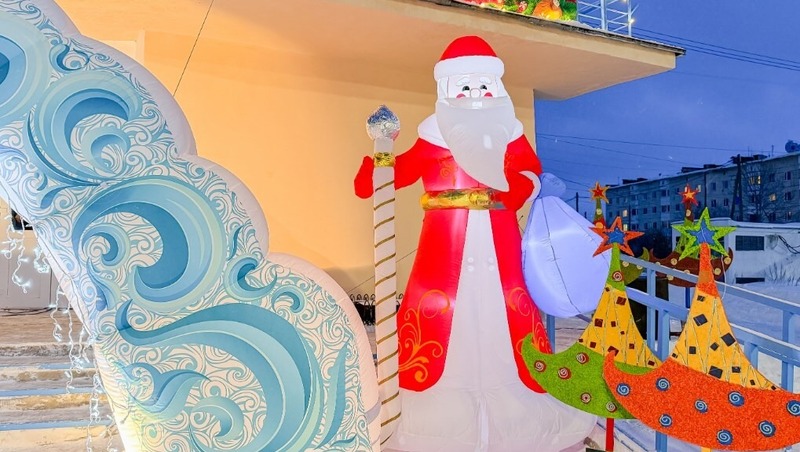 Победителей конкурса на лучшее оформление к новому 2026 году наградили в Магадане