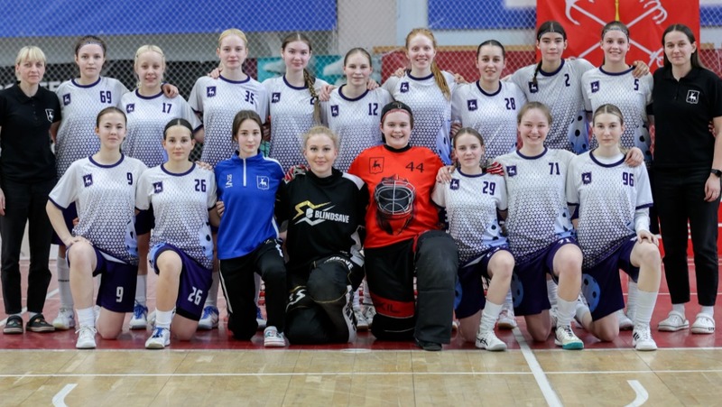 Юниорская команда из Нижнего Новгорода по флорболу завоевала серебро первенства России