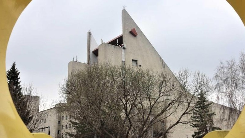 В Омске театр Никиты Михалкова покажет спектакль «12»