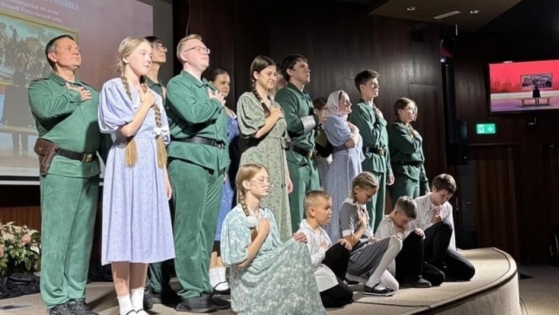 Юные жители Екатеринбурга представили в Минске спектакль о войне