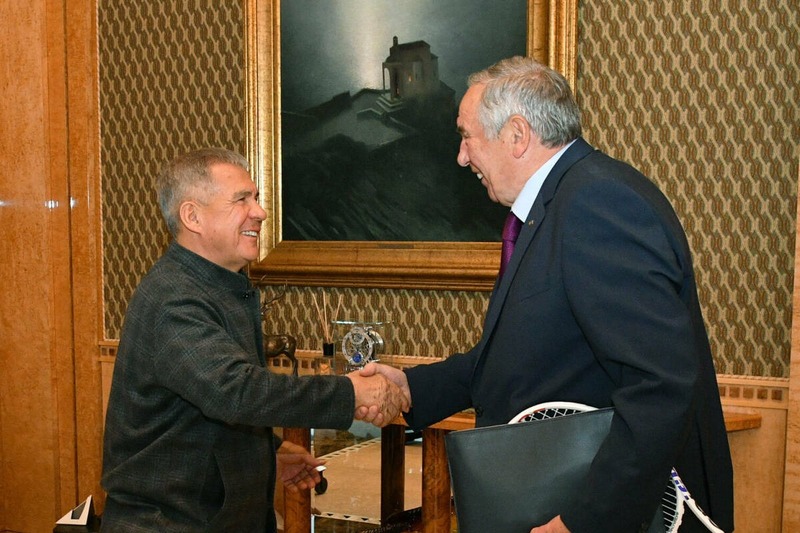 Раис Татарстана Минниханов обсудил с Тарпищевым развитие теннисной инфраструктуры в Татарстане