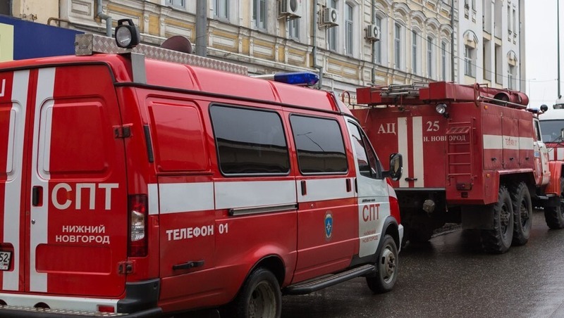 Пожарный погиб при тушении склада на улице Бекетова