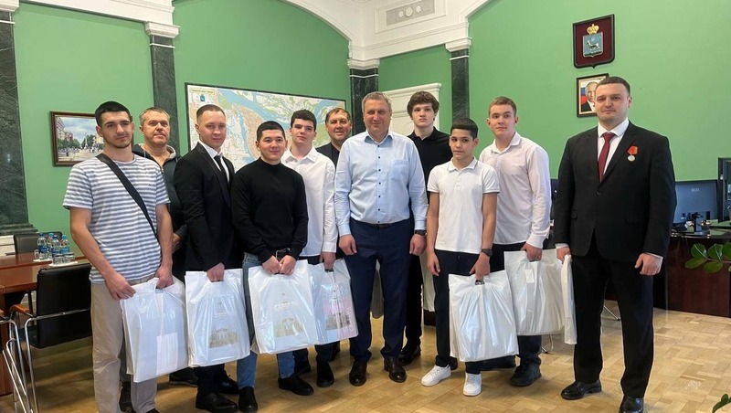 Носков поздравил юных самарских боксёров с победой на первенстве ПФО