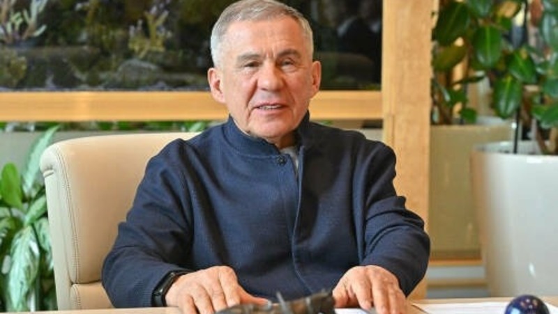 Минниханов поздравил с 12-летием воссоединения Крыма с Россией